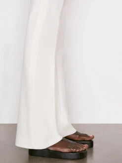 Le High Flare Trouser -- Blanc -Elegant Wear Store 118 LWWB0729 BLANC 1279B