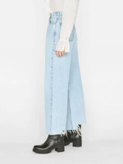 Le High 'N' Tight Wide Crop -- Legacy Chew -Elegant Wear Store HNTWLCR385 LEGACY CHEW FRSU23EC WOMENS DAY 03 1493HR