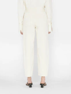 Ultra High Rise Barrel -- Bone -Elegant Wear Store LBR328 BONE FRSU23EC II WOMENS DAY 01 0679HR