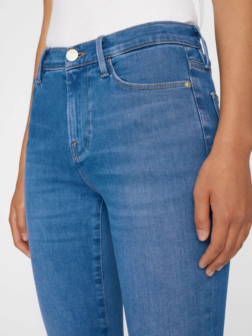 Le Shape High Flare -- Randall 6 Le Shape High Flare -- Randall - Image 4