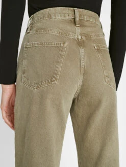 Le Jane Crop -- Stoned Moss -Elegant Wear Store LJNC728 STONEDMOSS FRSP23EC II WOMENS DAY 01 0039HR