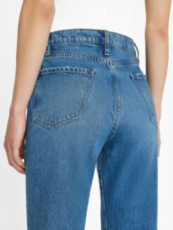 Le Jane Crop -- Caramia 11 Le Jane Crop -- Caramia -Elegant Wear Store LJNCRF510 CARAMIA 0726