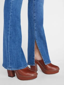 Le Mini Boot Slit -- Crossings