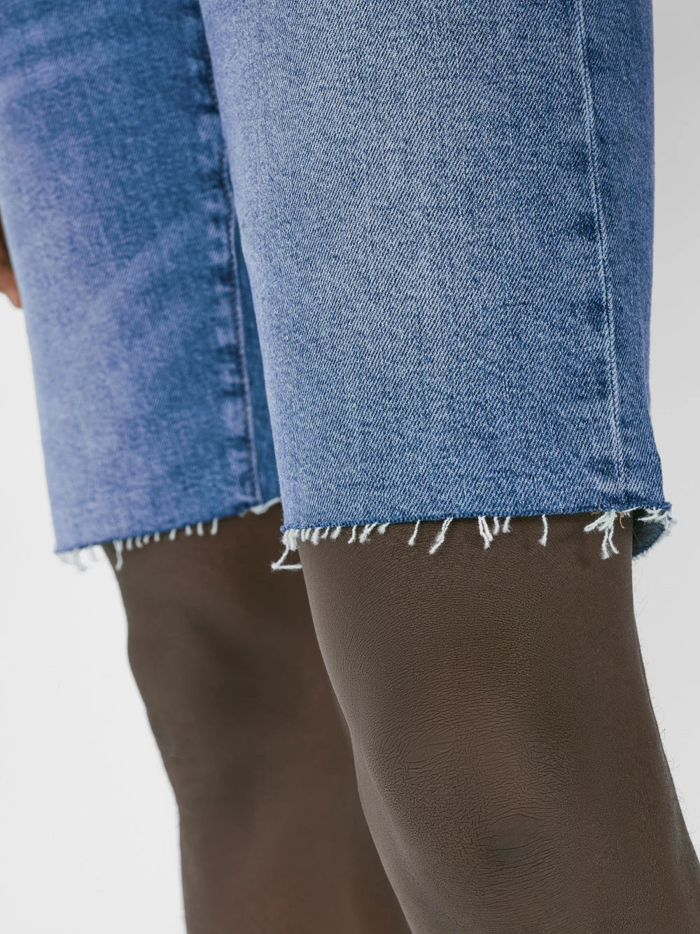 L'Homme Cut Off Short -- Shoredale Rips 5 L'Homme Cut Off Short -- Shoredale Rips - Image 4