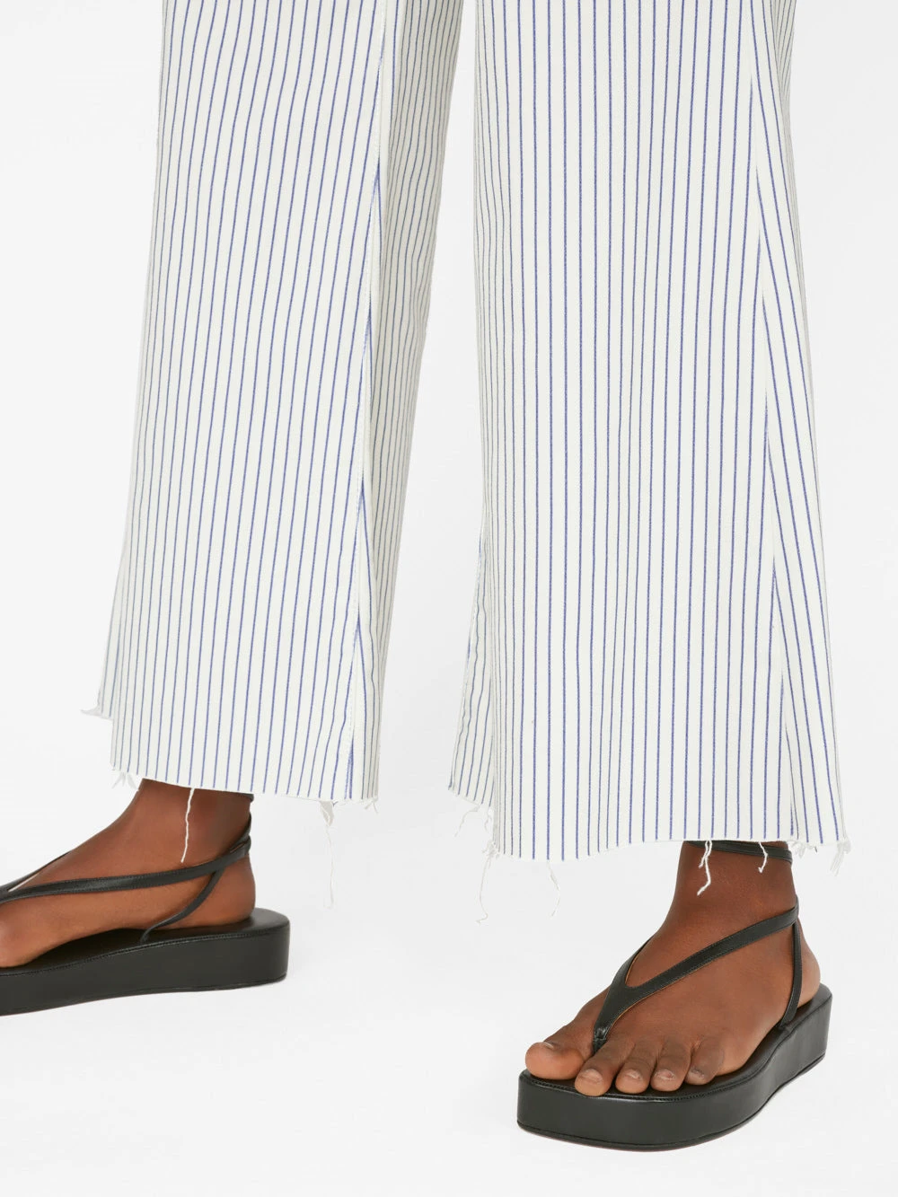 Le Palazzo Crop -- Cobalt Multi 6 Le Palazzo Crop -- Cobalt Multi - Image 4