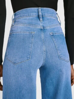 Le Palazzo Crop -- Jonah -Elegant Wear Store LPPCRA793 JONAH FRSP23EC WOMENS DAY 01 0028HR