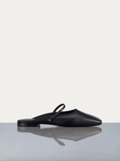 Le Em Mary Jane Flat -- Noir