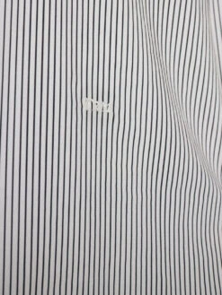 The Oversized Shirt -- Bone Multi 17 The Oversized Shirt -- Bone Multi -Elegant Wear Store LWSH2779 BONE MULTI FRSU23EC II WOMENS DAY 01 0695HR