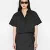 Cropped Short Sleeve Shirt -- Noir -Elegant Wear Store LWSH2789 NOIR FRSU23EC II WOMENS DAY 01 0060HR