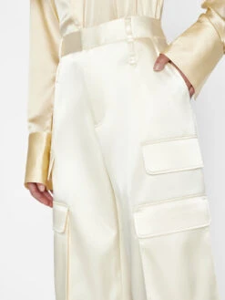 Relaxed Straight Cargo -- Bone -Elegant Wear Store LWWB0852 BONE FRSP23EC II WOMENS DAY 03 0038HR