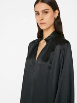 Kaftan Maxi Dress -- Noir 11 Kaftan Maxi Dress -- Noir -Elegant Wear Store LWWD0631 NOIR FRSU23EC II WOMENS DAY 02 0287HR